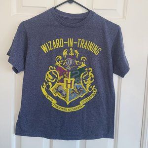 Harry Potter T Shirt Medium Blue Wizard in Training Hogwarts Crest Short Sleeve